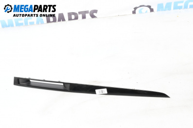 Интериорна лайсна за Mazda 3 Hatchback I (10.2003 - 12.2009), 4+1 вр., хечбек