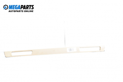 Интериорна лайсна за BMW 3 Series E90 Sedan E90 (01.2005 - 12.2011), 4+1 вр., седан