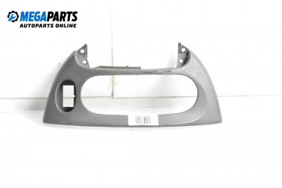 Интериорна пластмаса километраж за Renault Scenic I Minivan (09.1999 - 07.2010), 4+1 вр., миниван