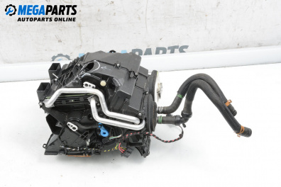 Корпус парно за Renault Megane III Hatchback (11.2008 - 12.2015), 4+1 вр., хечбек