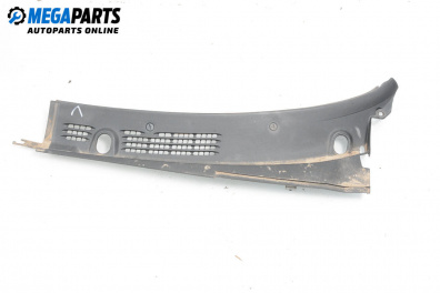 Кора под чистачки за Volkswagen Golf IV Hatchback (08.1997 - 06.2005), 4+1 вр., хечбек