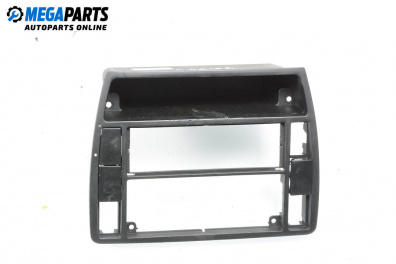 Централна конзола за Volkswagen Passat III Sedan B5 (08.1996 - 12.2001)