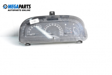 Километраж за Renault Laguna I Grandtour (09.1995 - 03.2001) 1.8 (K56S/T/0), 90 к.с.