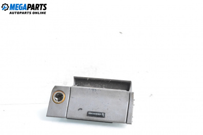 Пепелник за Opel Astra G Cabrio (03.2001 - 10.2005)