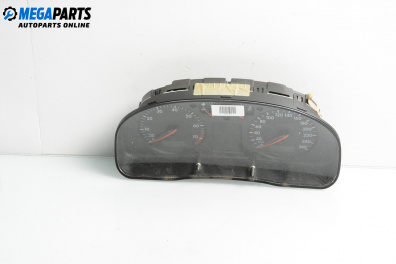 Километраж за Volkswagen Passat III Sedan B5 (08.1996 - 12.2001) 1.6, 101 к.с.