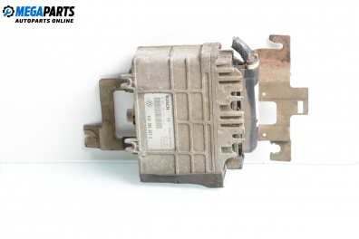 Компютър двигател за Volkswagen Polo Hatchback II (10.1994 - 10.1999) 50 1.0, 50 к.с., № 038 906 027