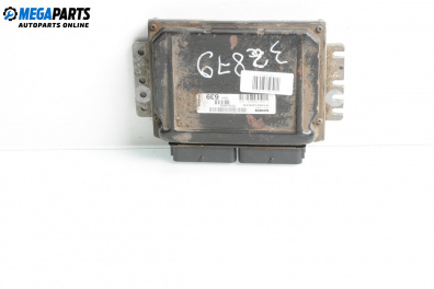 Компютър двигател за Volvo V40 Estate (07.1995 - 06.2004) 2.0 T, 160 к.с., № S108212004E