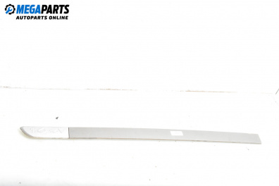 Лайсна за Renault Megane II Grandtour (08.2003 - 08.2012), комби, позиция: дясна