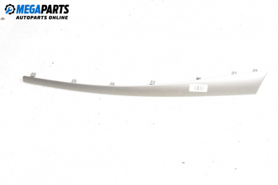 Интериорна лайсна за Renault Megane III Hatchback (11.2008 - 12.2015), 4+1 вр., хечбек