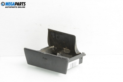 Пепелник за Toyota Avensis I Sedan (09.1997 - 02.2003)