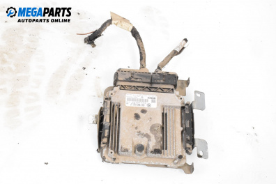 Компютър двигател за Volkswagen Caddy III (03.2004 - 05.2015) 2.0 SDI, 70 к.с., № 03G 906 016 LF