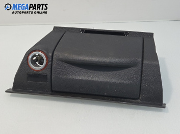 Пепелник за Volkswagen Caddy III (03.2004 - 05.2015)