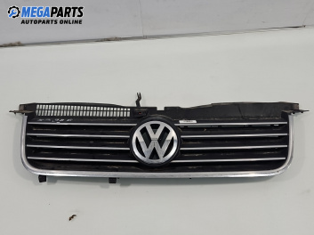 Решетка за Volkswagen Passat IV Variant B5.5 (09.2000 - 08.2005), позиция: предна