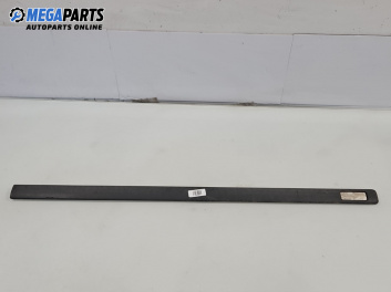 Външна лайсна врата за Opel Astra G Sedan (09.1998 - 12.2009), позиция: предна, дясна
