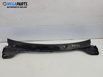 Кора под чистачки за Renault Megane II Hatchback (07.2001 - 10.2012)