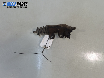 Долна помпа за съединител за Toyota Corolla E12 Hatchback (11.2001 - 02.2007) 2.0 D-4D (CDE120R, CDE120L), 110 к.с.