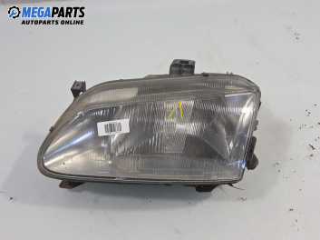 Фар за Renault Megane Scenic (10.1996 - 12.2001), позиция: лява