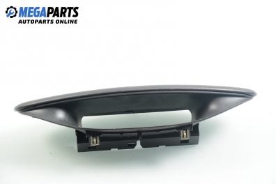 Интериорна пластмаса за Renault Laguna II Hatchback (03.2001 - 12.2007), 4+1 вр., хечбек, позиция: предна
