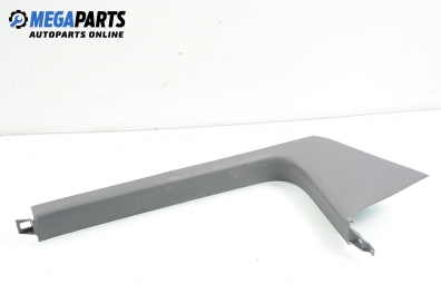 Интериорна пластмаса за Volkswagen Touran Minivan (02.2003 - 05.2010), 4+1 вр., позиция: предна
