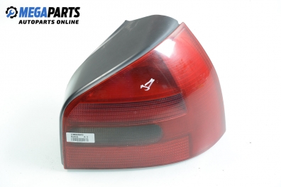 Стоп за Audi A3 Hatchback I (09.1996 - 05.2003), позиция: дясна
