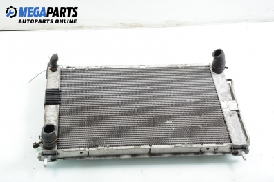 Воден радиатор за Renault Clio III Hatchback (01.2005 - 12.2012) 1.2 16V (BR02, BR0J, BR11, CR02, CR0J, CR11), 75 к.с.