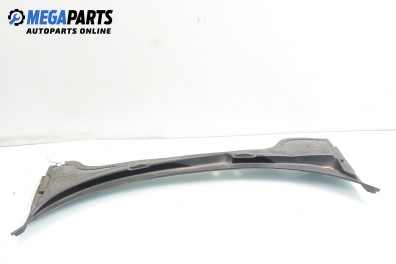 Кора под чистачки за Audi A3 Sportback I (09.2004 - 03.2013), 4+1 вр.