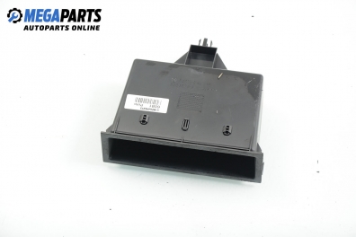 Интериорна пластмаса за Volkswagen Polo Hatchback IV (10.2001 - 12.2005), 2+1 вр., позиция: предна