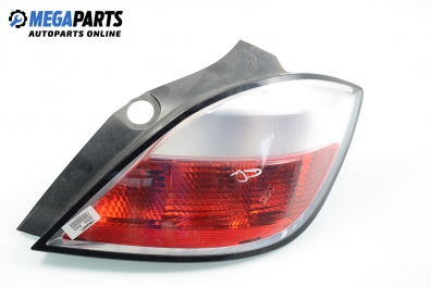 Стоп за Opel Astra H Hatchback (01.2004 - 05.2014), хечбек, позиция: дясна