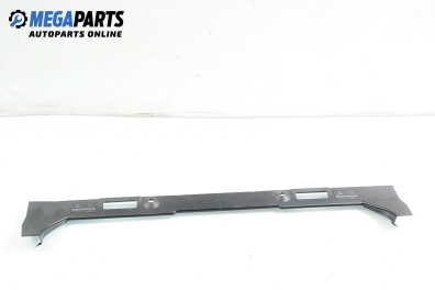 Кора над радиатор за BMW 3 Series E46 Sedan (02.1998 - 04.2005), 4+1 вр., седан