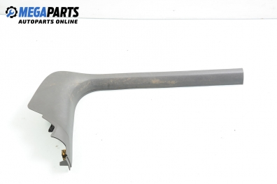 Интериорна пластмаса за Ford Focus II Estate (07.2004 - 09.2012), 4+1 вр., комби, позиция: предна
