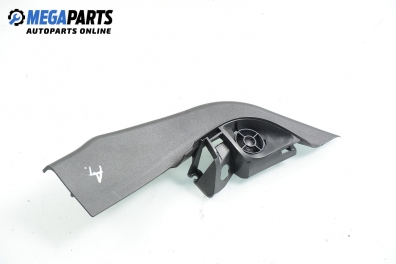 Интериорна пластмаса за Ford Focus II Estate (07.2004 - 09.2012), 4+1 вр., комби, позиция: дясна