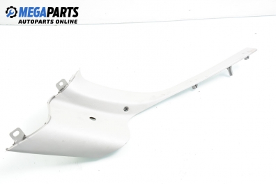 Интериорна пластмаса за Ford Fiesta V Hatchback (11.2001 - 03.2010), 2+1 вр., позиция: предна