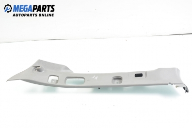 Интериорна пластмаса за Mazda 6 Station Wagon I (08.2002 - 12.2007), 4+1 вр., комби, позиция: предна