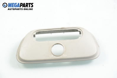 Интериорна пластмаса за Renault Clio III Hatchback (01.2005 - 12.2012), 4+1 вр., позиция: предна
