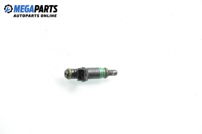 Дюза бензин за Ford Fiesta V Hatchback (11.2001 - 03.2010) 1.4 16V, 80 к.с.