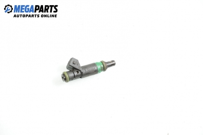 Дюза бензин за Ford Fiesta V Hatchback (11.2001 - 03.2010) 1.4 16V, 80 к.с.