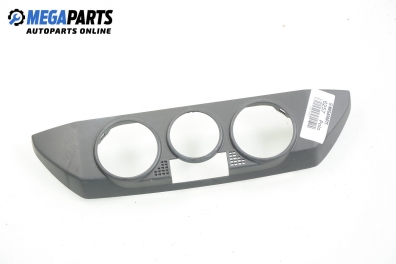 Интериорна пластмаса за Volkswagen Polo Hatchback V (01.2005 - 12.2009), 4+1 вр., хечбек