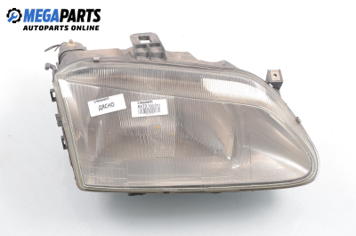 Фар за Renault Megane Scenic (10.1996 - 12.2001), позиция: дясна, Valeo