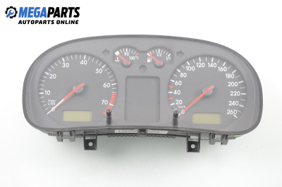 Километраж за Volkswagen Golf IV Hatchback (08.1997 - 06.2005) 1.6, 100 к.с.