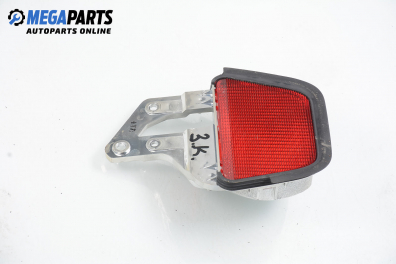 Трети стоп за Toyota Avensis Liftback II (04.2003 - 11.2008), хечбек