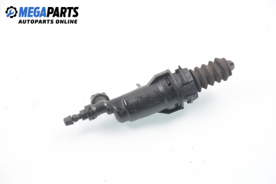 Долна помпа за съединител за Citroen Xantia II Break (01.1998 - 04.2003)
