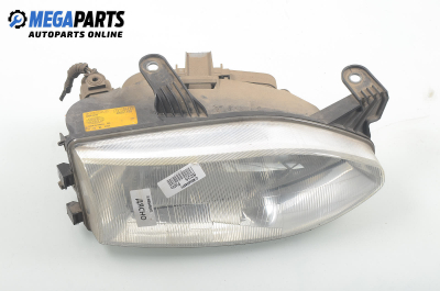Фар за Fiat Palio Weekend (04.1996 - 04.2012), комби, позиция: дясна