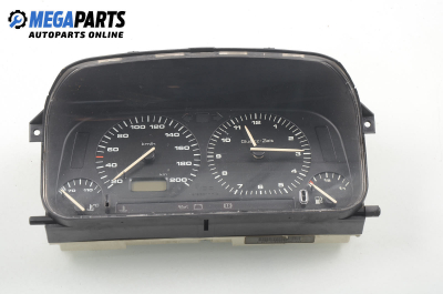 Километраж за Volkswagen Golf III Hatchback (08.1991 - 07.1998) 1.4, 60 к.с.