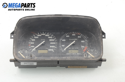 Километраж за Volkswagen Golf III Hatchback (08.1991 - 07.1998) 1.8, 90 к.с.