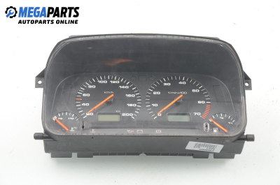 Километраж за Volkswagen Golf III Hatchback (08.1991 - 07.1998) 1.6, 75 к.с.
