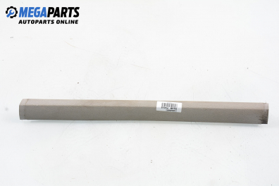 Интериорна пластмаса за Ford Focus I Estate (02.1999 - 12.2007), 4+1 вр., комби, позиция: предна