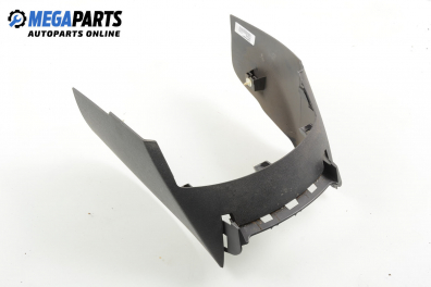 Интериорна пластмаса за Renault Clio III Hatchback (01.2005 - 12.2012), 4+1 вр., позиция: предна
