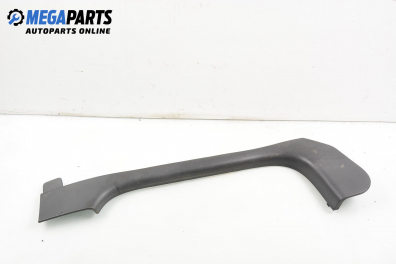 Интериорна пластмаса за Renault Clio III Hatchback (01.2005 - 12.2012), 4+1 вр., позиция: предна