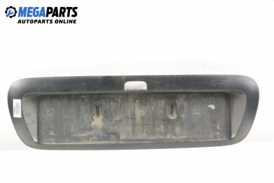Стойка заден номер за Renault Megane I Hatchback (08.1995 - 12.2004), хечбек