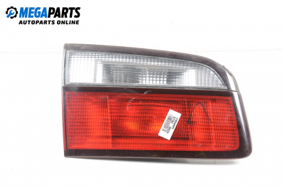 Вътрешен стоп за Mazda 626 V Station Wagon (01.1998 - 10.2002), комби, позиция: лява